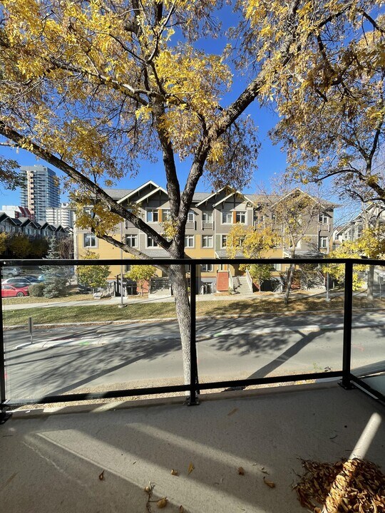 8715-8110 110 St NW in Edmonton, AB - Building Photo