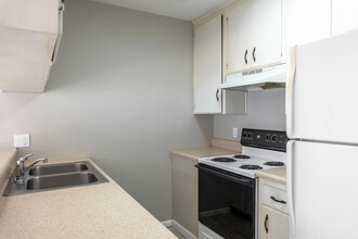 414 Hayden Rd in Tallahassee, FL - Building Photo - Building Photo