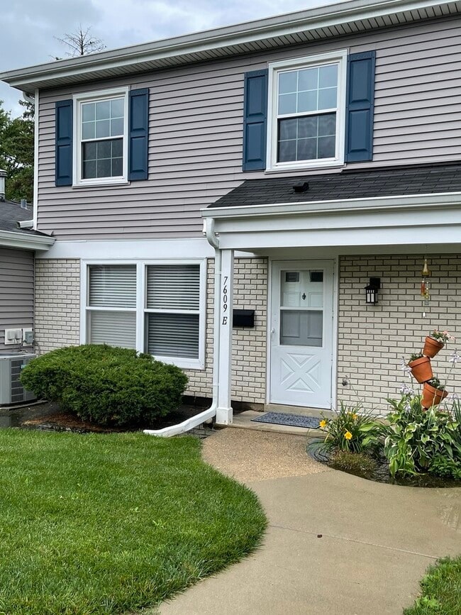 property at 7609 Bristol Ln