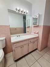 1050 SW 2nd Ave in Dania Beach, FL - Building Photo - Building Photo