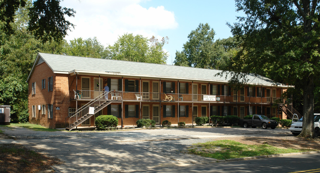 Town Campus in Durham, NC - Building Photo