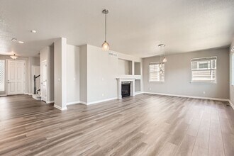 1400 S Potomac St in Aurora, CO - Building Photo - Building Photo