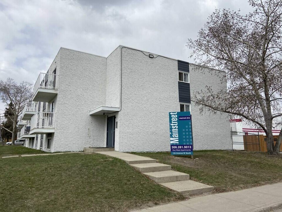 Key West Apartments in Saskatoon, SK - Building Photo