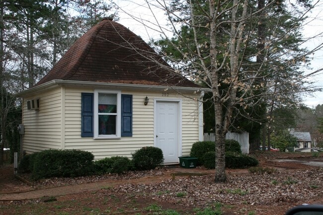 property at 202 Reveres Way