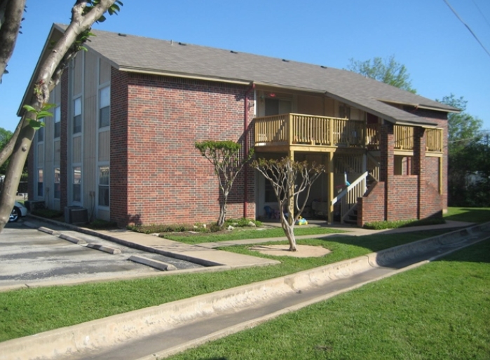 Sam Bass Circle Apartments in Round Rock, TX - Building Photo