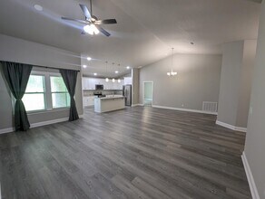 7416 Gordon Evans Rd in Navarre, FL - Building Photo - Building Photo