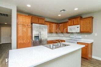 11623 W Fooks Dr in Youngtown, AZ - Building Photo - Building Photo