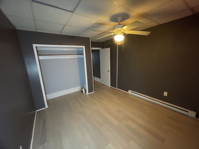 property at 403 E Norwegian St