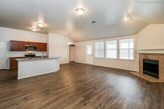 1118 Partridge Dr in Aubrey, TX - Building Photo - Building Photo