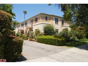 1215 Beverly Green Dr in Beverly Hills, CA - Building Photo - Building Photo