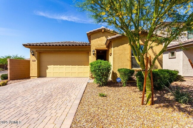 property at 5338 W Chuck Box Rd
