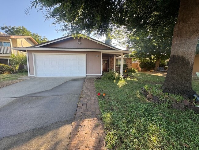 property at 2661 Yuma Cir