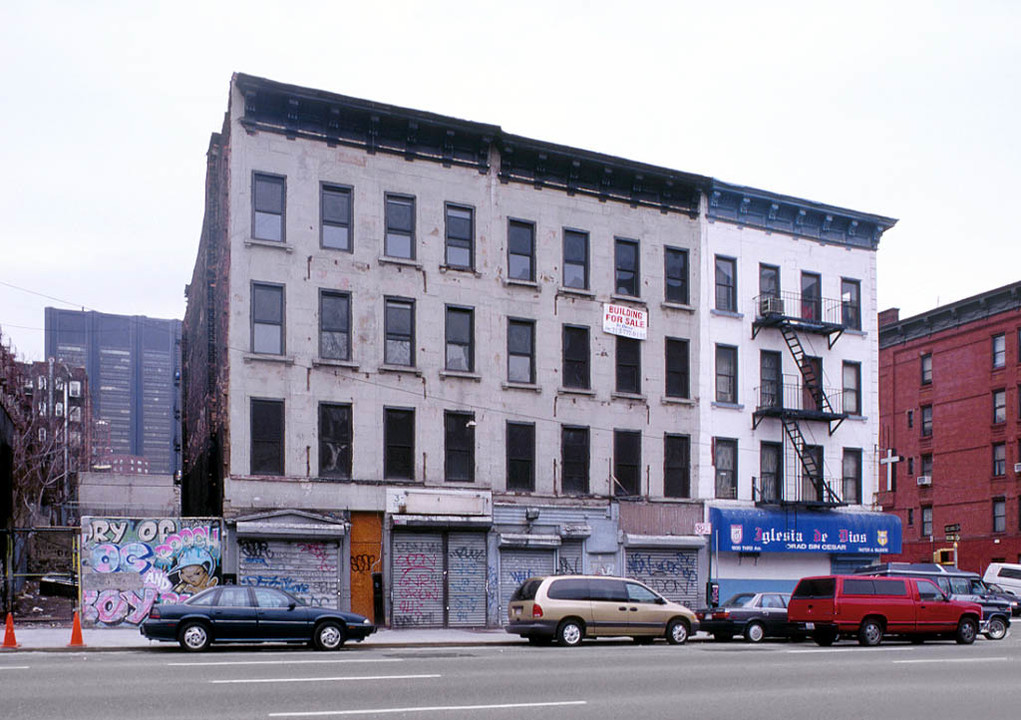 1798 Third Ave in New York, NY - Building Photo