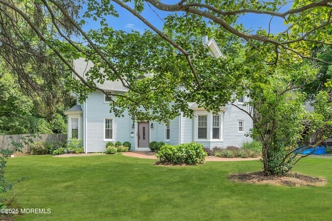 18 Middletown Ave in Atlantic Highlands, NJ - Building Photo - Building Photo