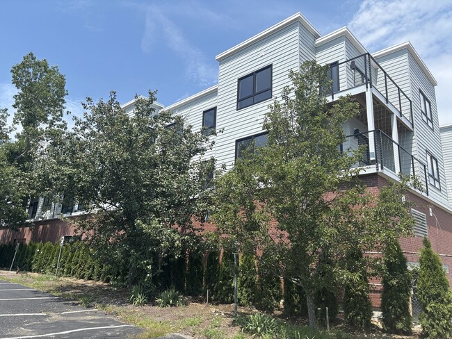 property at 1391 Main St