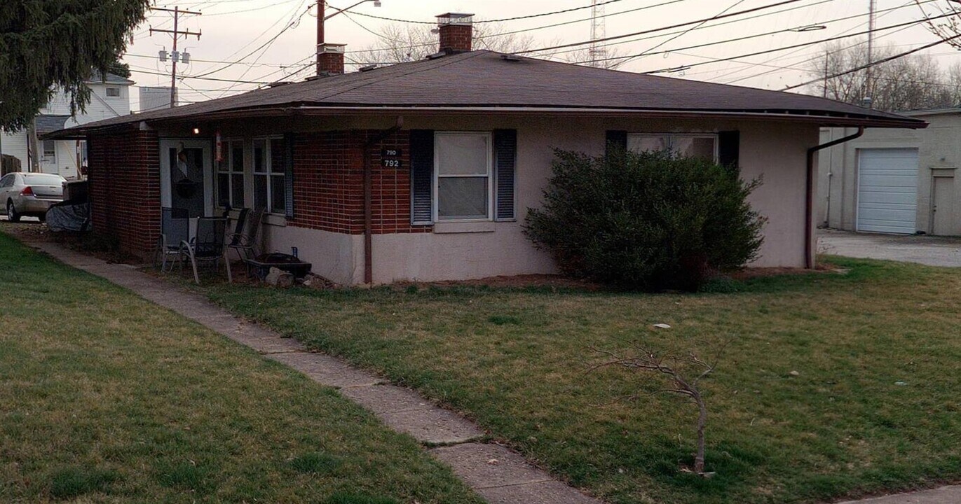 792 Copeland Rd, Unit 792 in Grandview Heights, OH - Building Photo