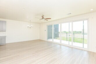 7173 9th Hole Dr in Fort Worth, TX - Building Photo - Building Photo