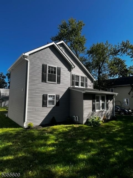 30 Gregory Ave in Morris Plains, NJ - Building Photo - Building Photo