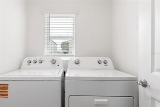 8666 SW 44th Terrace in Ocala, FL - Building Photo - Building Photo