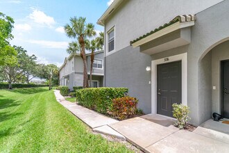 3116 Grandiflora Dr in Greenacres, FL - Building Photo - Building Photo