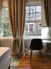 50 Irving St, Unit 50-8 in Cambridge, MA - Foto de edificio - Building Photo