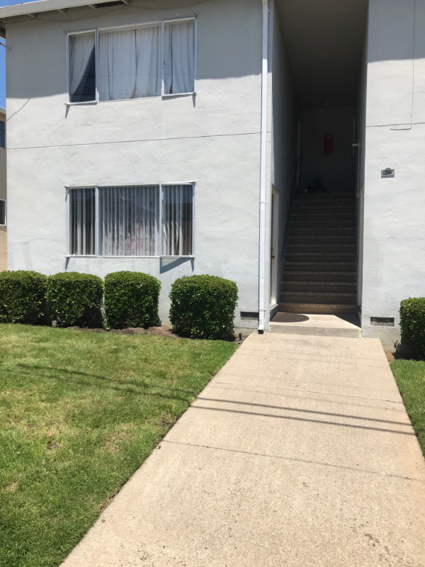 88 Linden Ave in San Bruno, CA - Foto de edificio - Building Photo