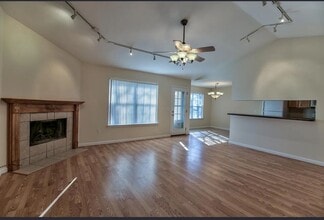 6811 Donerail Trail in Tallahassee, FL - Building Photo - Building Photo