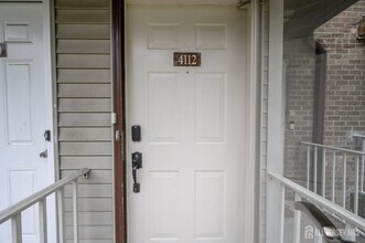 4112 Birchwood Ct in North Brunswick, NJ - Building Photo - Building Photo