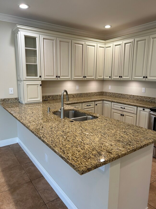 4412 Vanda Dr in Bonita Springs, FL - Building Photo - Building Photo