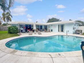 100 SW 17th St in Pompano Beach, FL - Building Photo - Building Photo