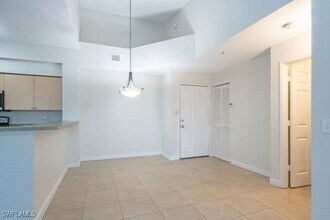 1220 Reserve Way in Naples, FL - Building Photo - Building Photo