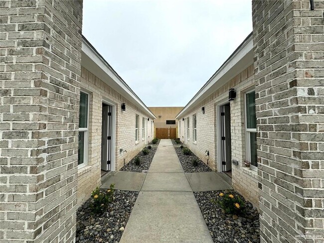 12 San Jose Dr in Mission, TX - Building Photo - Building Photo