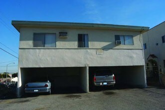 2302 E 6th St in Los Angeles, CA - Building Photo - Building Photo