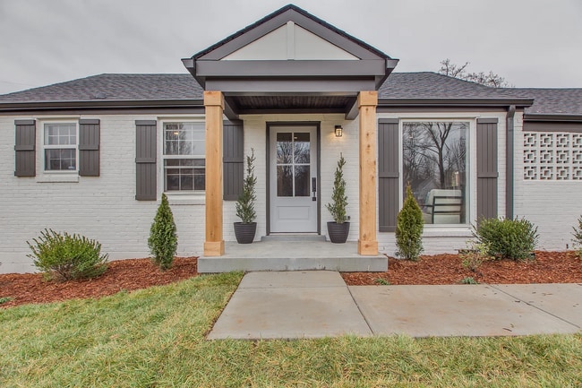 233 Ridgeway Dr