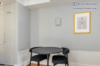 240 W 73rd St in New York, NY - Building Photo - Building Photo