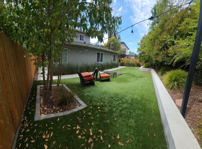 599 Stanford Dr in San Luis Obispo, CA - Building Photo - Building Photo