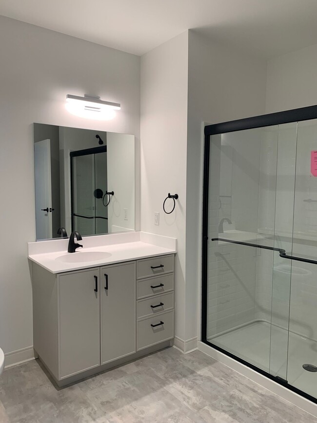 The Press Apartments in Sheboygan, WI - Foto de edificio - Building Photo