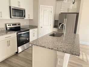 4550 Skywood Ln in Nashville, TN - Building Photo - Building Photo