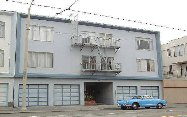 2421 Judah St in San Francisco, CA - Building Photo - Building Photo