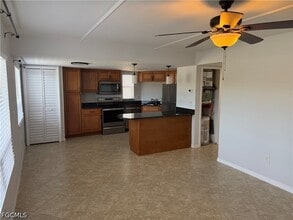 5031 SW 16th Pl in Cape Coral, FL - Building Photo - Building Photo