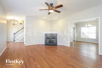 2013 Lancey Dr in Thomasville, NC - Foto de edificio - Building Photo