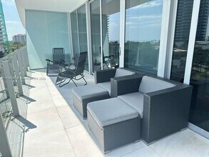1 Collins Ave, Unit # 602 in Miami Beach, FL - Building Photo - Building Photo