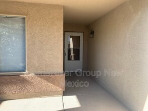 1117 Toscana Dr SE in Rio Rancho, NM - Building Photo - Building Photo