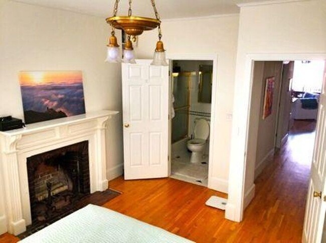 238 Marlborough St in Boston, MA - Building Photo - Building Photo