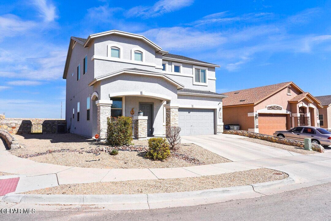 521 Delancey St in El Paso, TX - Building Photo
