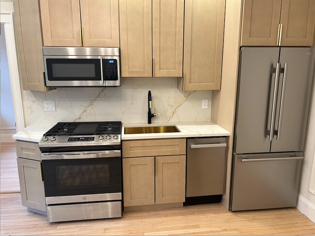 4 Chiswick Rd, Unit 34 in Boston, MA - Building Photo - Building Photo