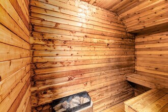 Southwood Place in Yorkton, SK - Building Photo - Building Photo