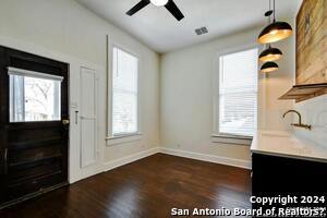 423 W Woodlawn Ave in San Antonio, TX - Building Photo - Building Photo