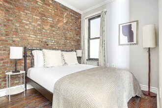 248 Mott St, Unit 5F in New York, NY - Building Photo - Building Photo