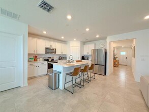580 Pine Tree Blvd in Lake Alfred, FL - Building Photo - Building Photo